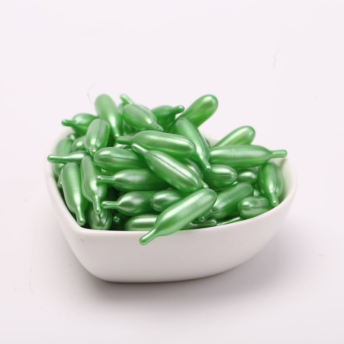 Vitamin E Aloe Vera Facial Capsule Extract, smoothes, signs of aging, brightens skin tone, keeps skin moist and smooth, facial and neck skin essence capsules! for men and women! Great as a pre-makeup preparation, 60 capsule p