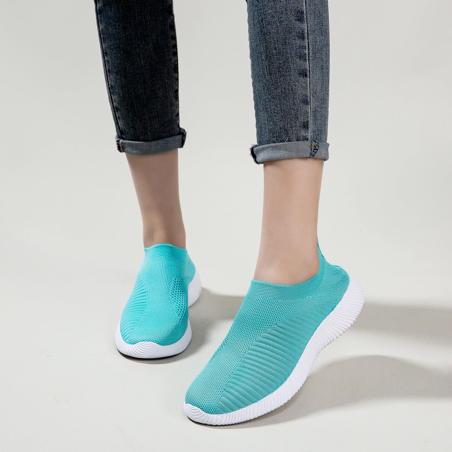 Women's Solid Color Casual Shoes, Lightweight Breathable Slip On Socks Shoes, Low Top Sneakers