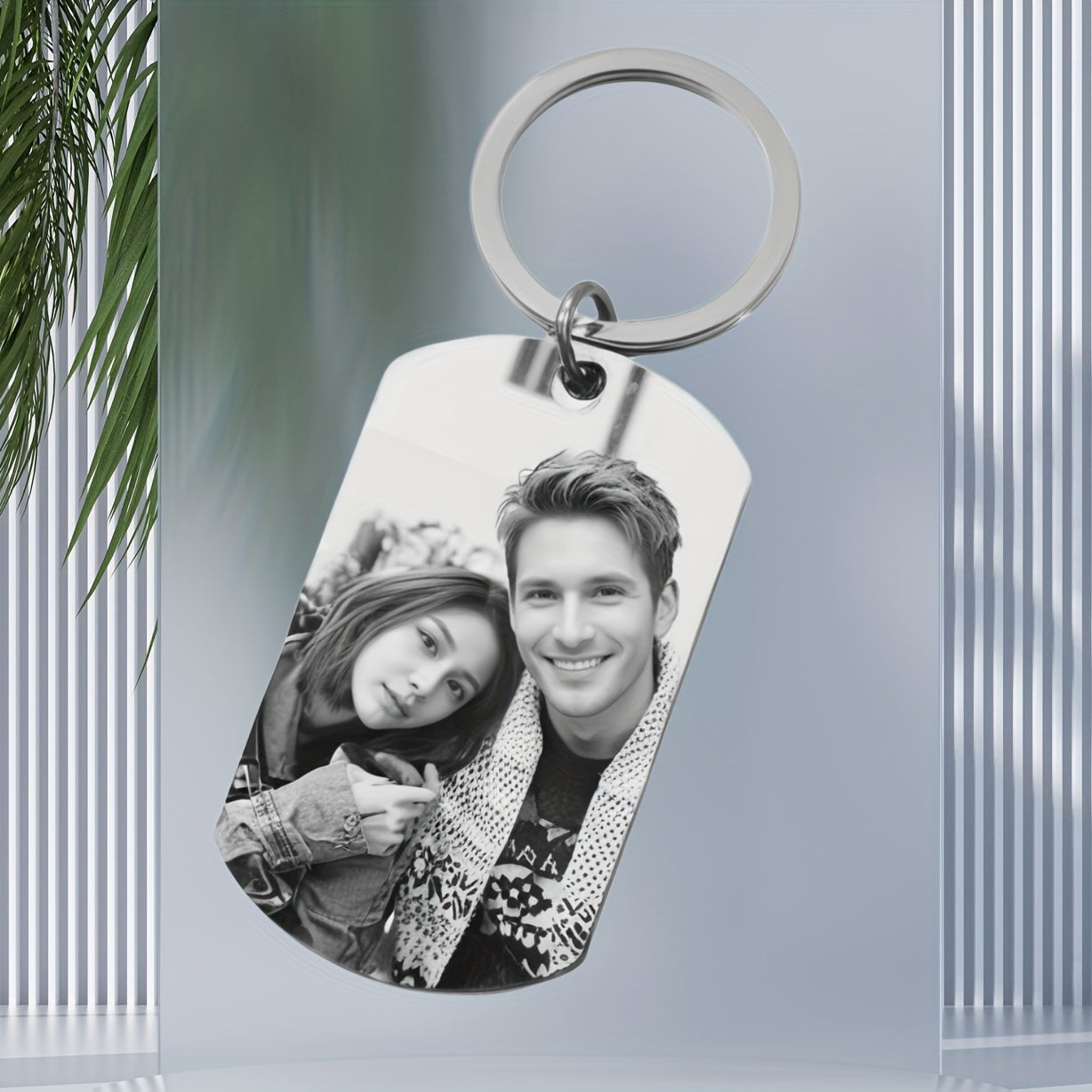 1pc Personalized Men's Keychain with Laser Engraved Photo - Perfect Gift for Father, Boyfriend, Girlfriend, or Lover