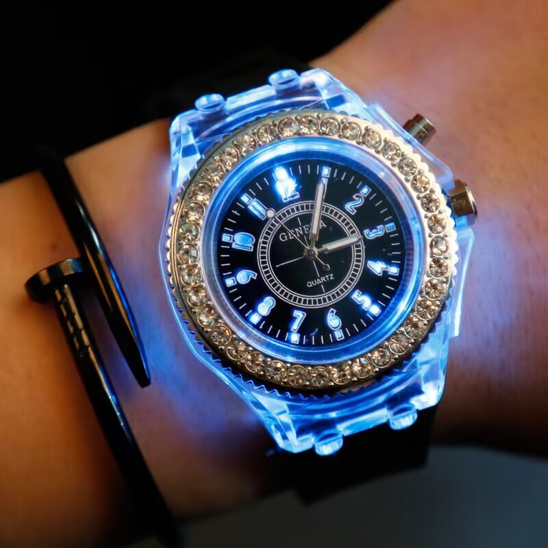 Stylish Quartz Sports Watch for Women - Luminous Display, Elegant Transparent Design & Comfortable Silicone Strap